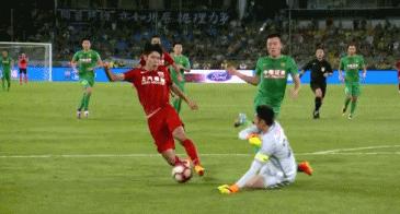 赵和靖丢点球的原因,赵和靖顶裁判