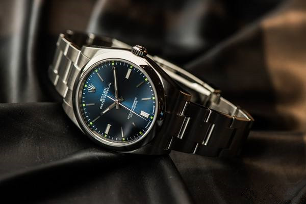 买表选表前需要知道哪些细节,新手第一次买表需要注意些什么