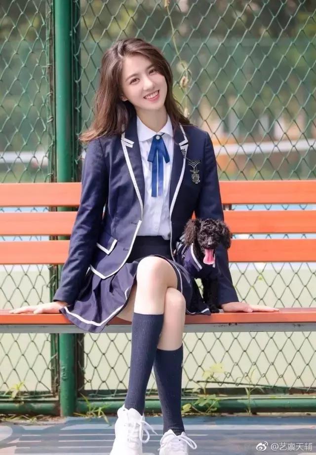 99后北影校花王俊凯同学,出演苹果广告,刚大一就拍了腾讯网剧