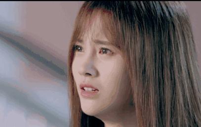 mike帅气腹肌,mike露腹肌