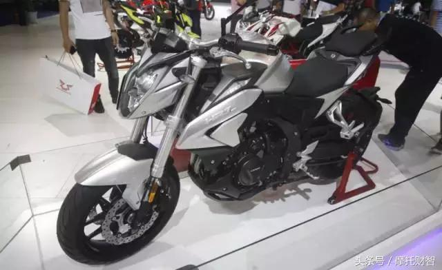 隆鑫无极300R详细配置,无极300r售价多少钱