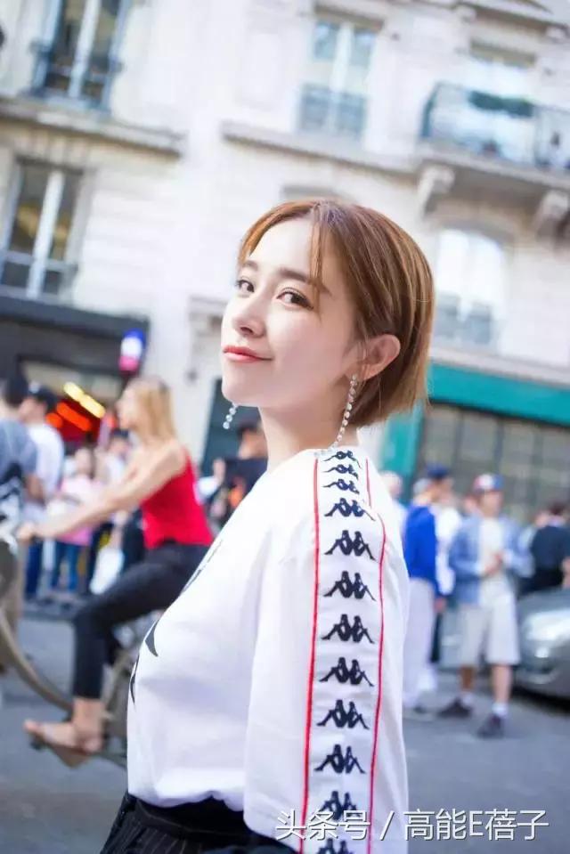 国庆要去浪？周冬雨刘亦菲等女星开包，10件单品斗赢票圈不会输