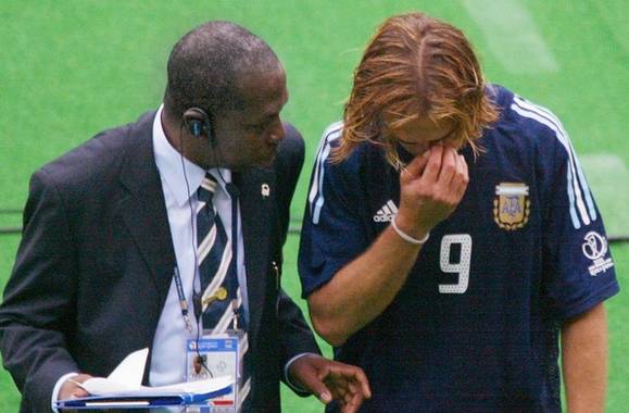 足球那些让你意难平的瞬间,足球中令人伤心的瞬间