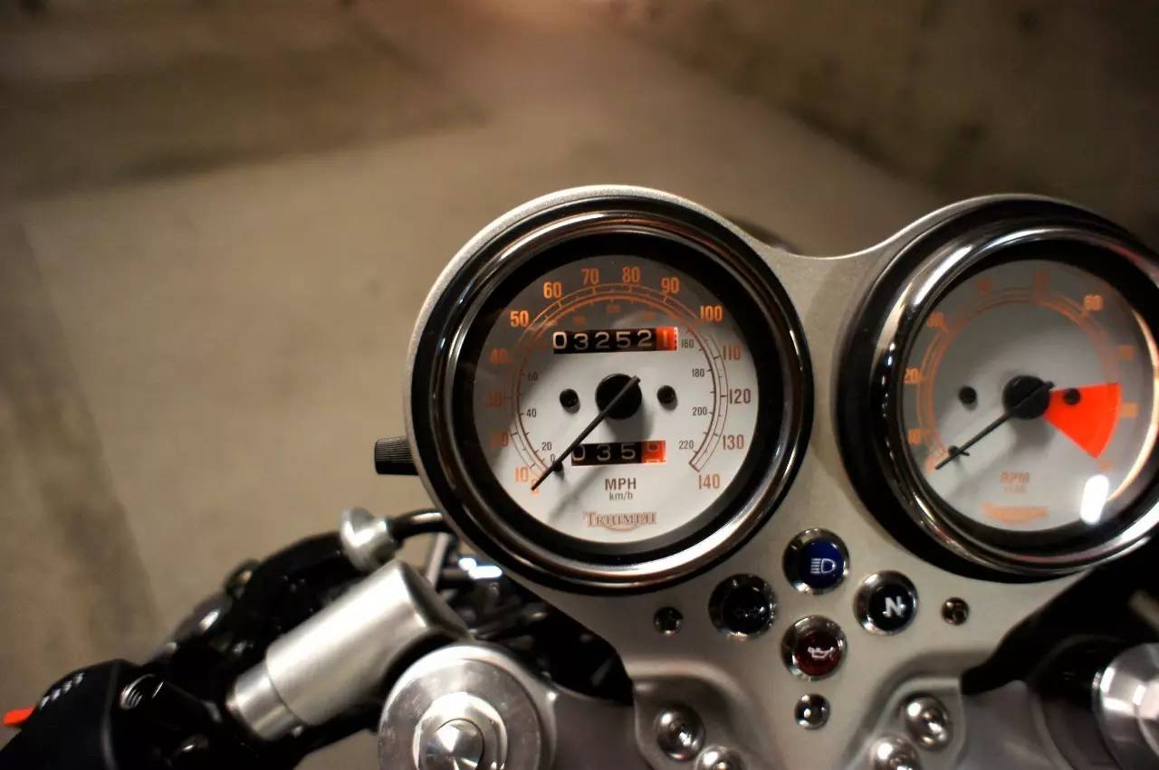 好车|想耍酷？试试这4款当红CafeRacer风格的复古机车