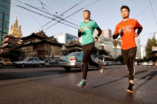 跑步鞋与徒步鞋的区别,徒步鞋与跑步鞋的区别