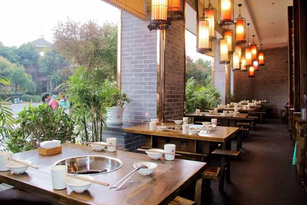 发现一家正宗重庆地瓜老火锅,重庆大龙山地瓜老火锅好不好吃