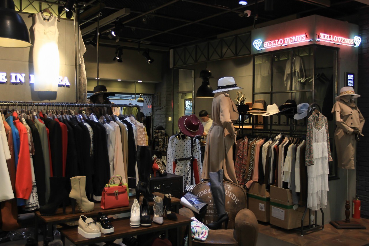 为了配你，你该带闺蜜去趟圣和圣韩国馆