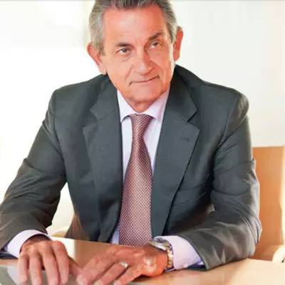 别再为智能手表互掐,听听瑞士制表大佬怎么说|回顾雅趣走过的巴塞尔