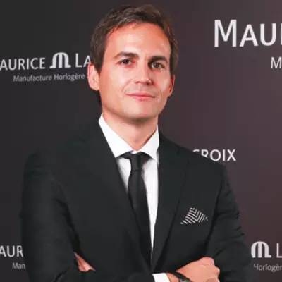 别再为智能手表互掐,听听瑞士制表大佬怎么说|回顾雅趣走过的巴塞尔