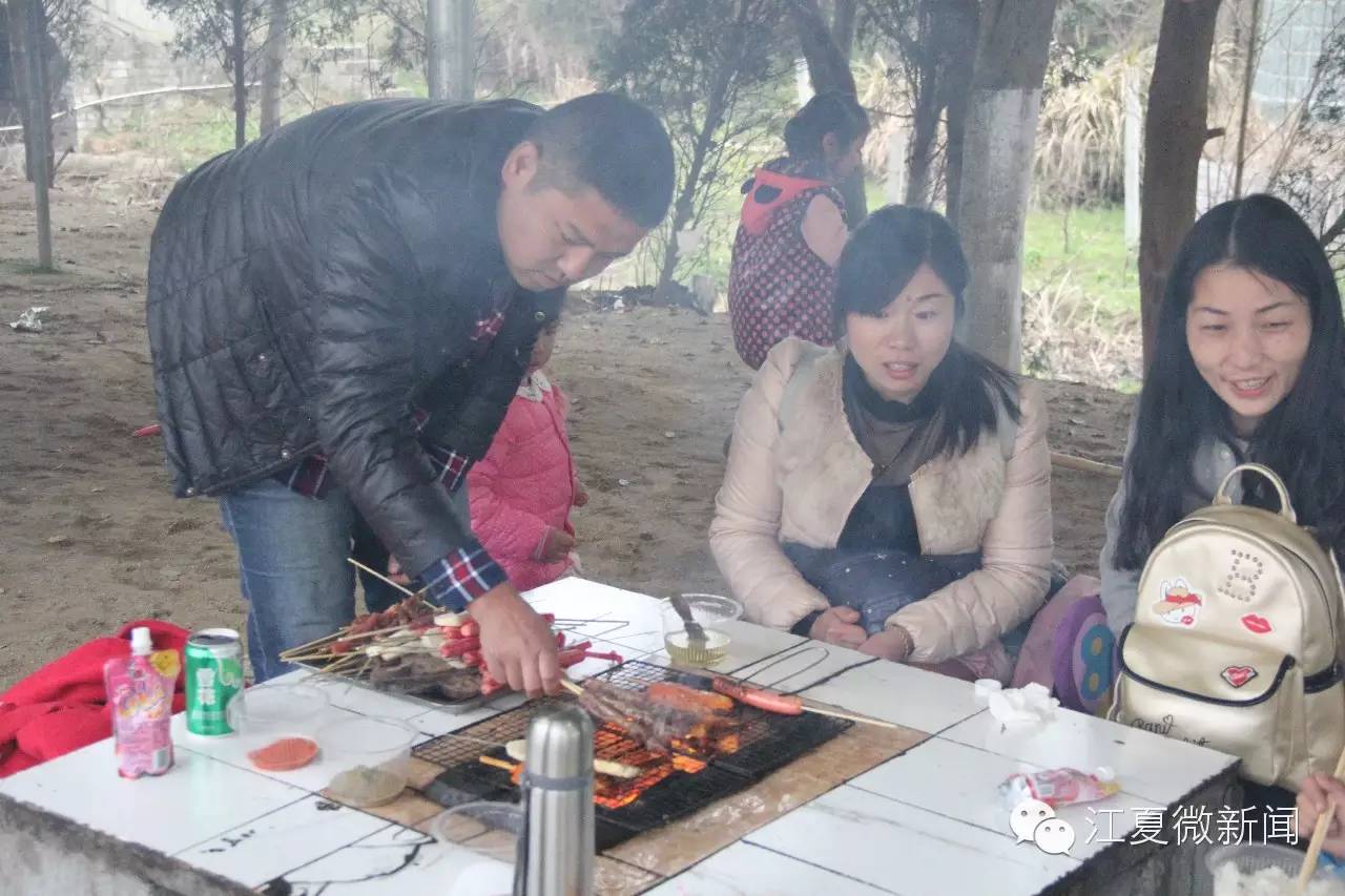 亲子植树活动信息,社区亲子植树活动