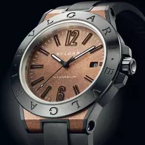 别再为智能手表互掐,听听瑞士制表大佬怎么说|回顾雅趣走过的巴塞尔