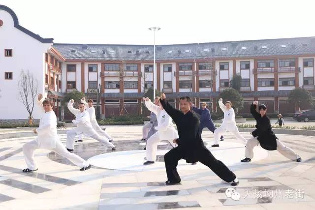 丹江口市沧浪,丹江口市沧浪海艺术剧院