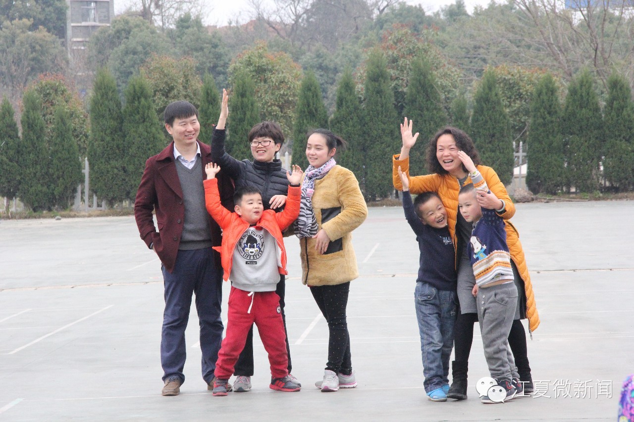 亲子植树活动信息,社区亲子植树活动