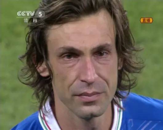 足球那些让你意难平的瞬间,足球中令人伤心的瞬间