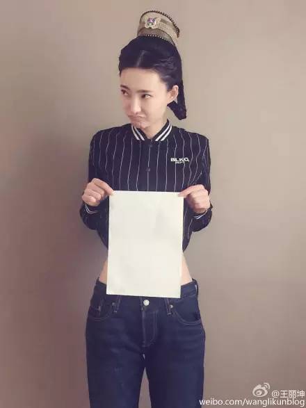 女星齐晒A4腰,李安之怒让奥斯卡服软|今日没想到