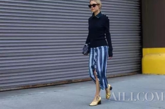 巨丑的奶奶鞋为什么这么火 (奶奶鞋到底是纯丑还是时髦)