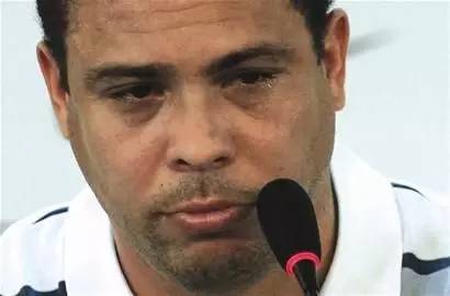 足球那些让你意难平的瞬间,足球中令人伤心的瞬间