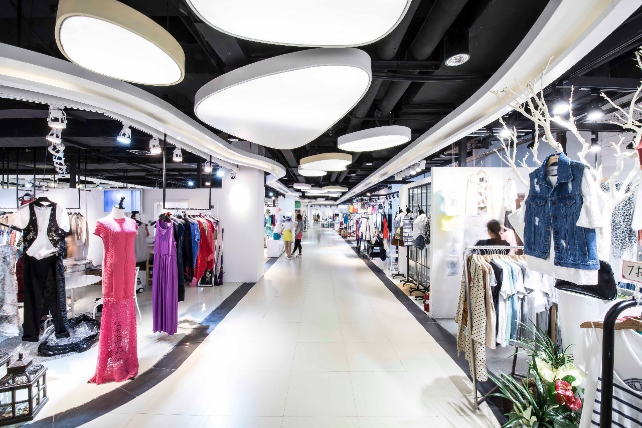 为了配你，你该带闺蜜去趟圣和圣韩国馆