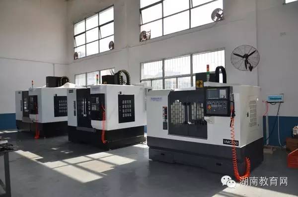 校园嘿，见我就来娄底职院吧！