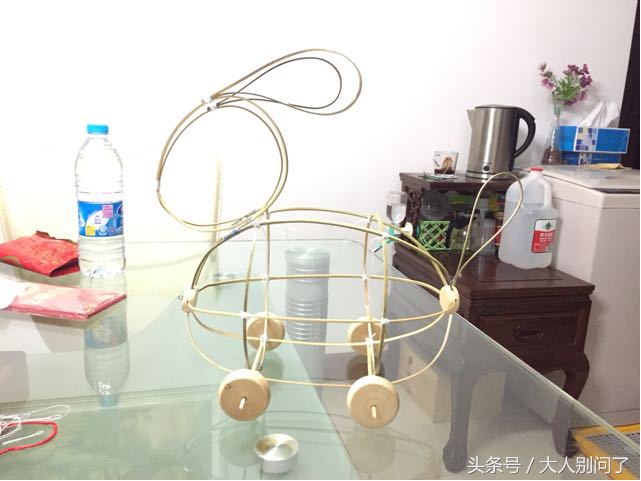 怎么用红包做中秋节兔子灯笼,幼儿园中秋节灯笼手工兔子