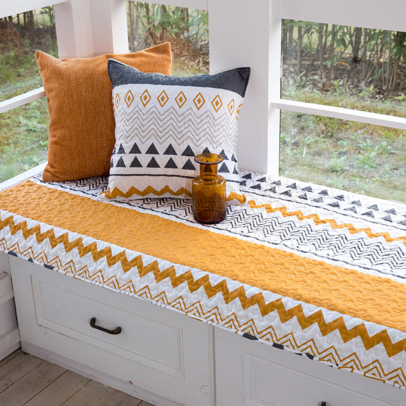 以秋色偎暖意,擅用理论饰潮家