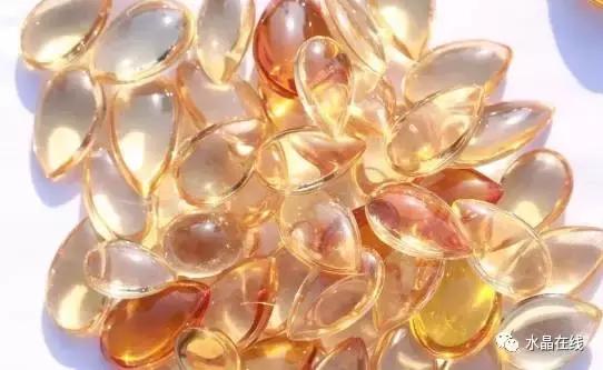 假水晶原石怎么辨别,怎么分辨水晶是真是假