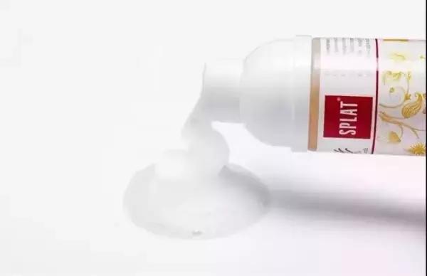 杨幂同款透明大蝴蝶手机壳好用吗,杨幂旅游攻略收纳旅行箱