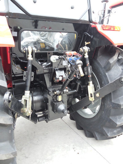 不到100万440马力的拖拉机,1404拖拉机什么配置