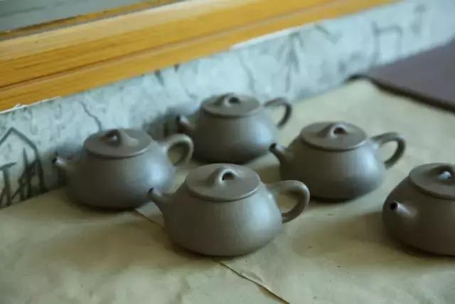 手工陶器店,看了一辈子的店