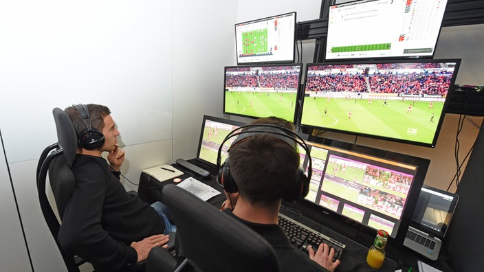 德甲裁判视频完整版,德甲鹰眼