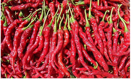 腰椎间盘突出0.85cm不手术可以吗,腰椎间盘突出不疼吃什么药有效