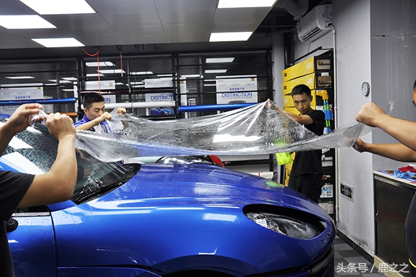 保时捷迈卡隐形车衣,保时捷贴什么隐形车衣