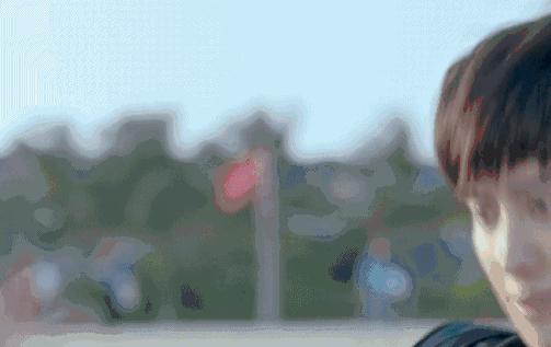 mike帅气腹肌,mike露腹肌