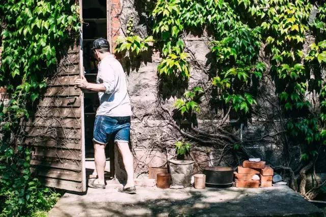 再老的房子也能焕然一新,破旧房子如何便宜装修