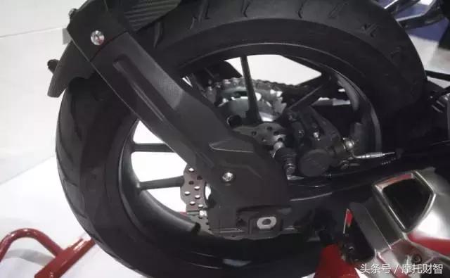 隆鑫无极300R详细配置,无极300r售价多少钱