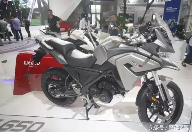 隆鑫无极300R详细配置,无极300r售价多少钱