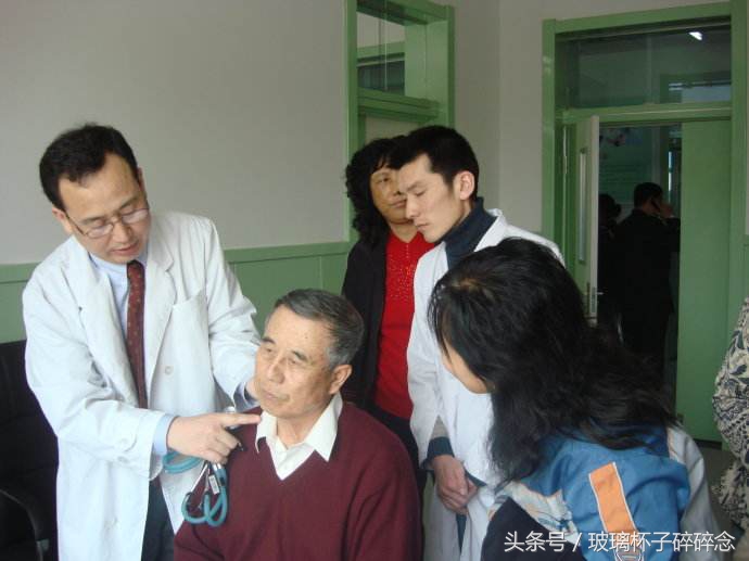 你怎么这么硬,你怎么那么硬啊