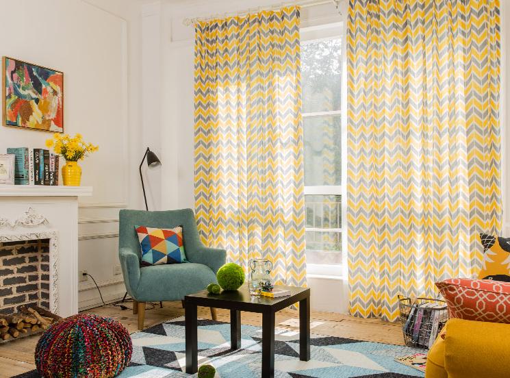 以秋色偎暖意,擅用理论饰潮家