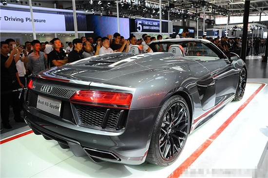 新款敞篷奥迪r8炫酷涂装,奥迪r8绝对是最帅敞篷车超跑之一
