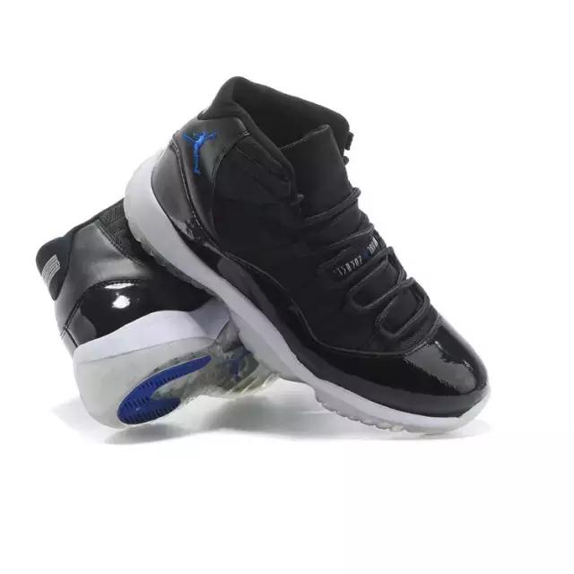 论最会穿鞋的兔子，我只服他！兔八哥鞋款大盘点