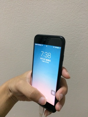 2899新买的iPhone7到了,直播开箱