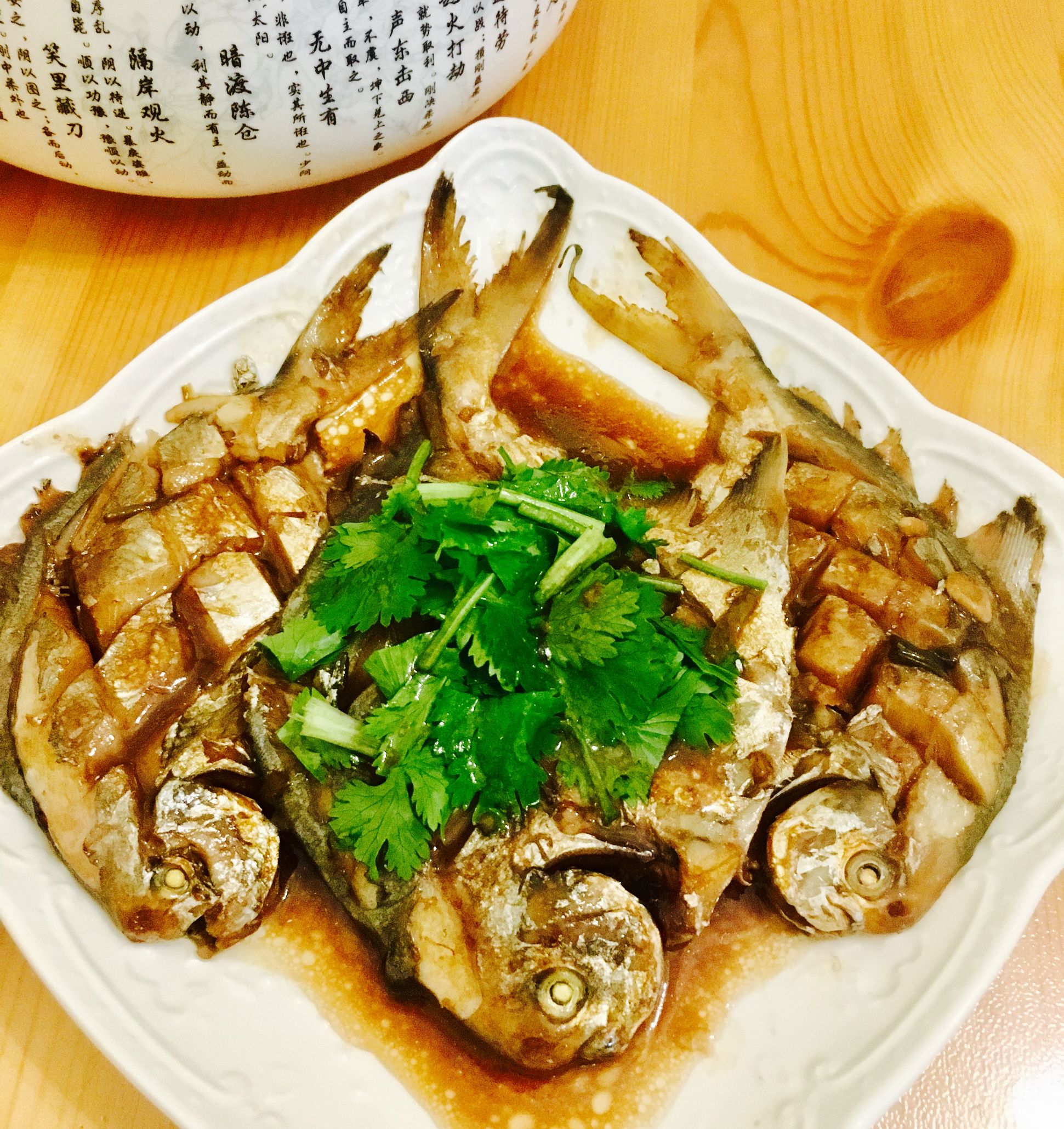 家常菜红烧鲳鱼简单入味,红烧鲳鱼的最佳吃法和做法