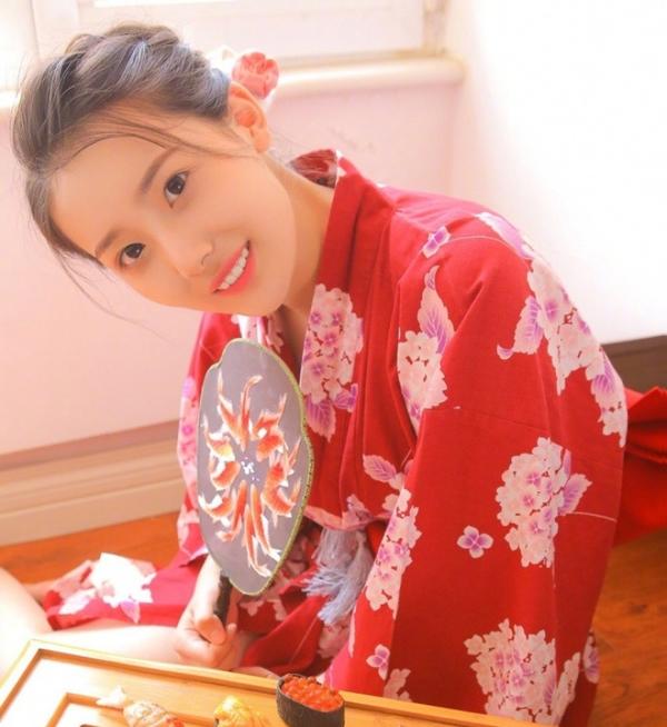 军训女生长得像章泽天,军训女生像章泽天