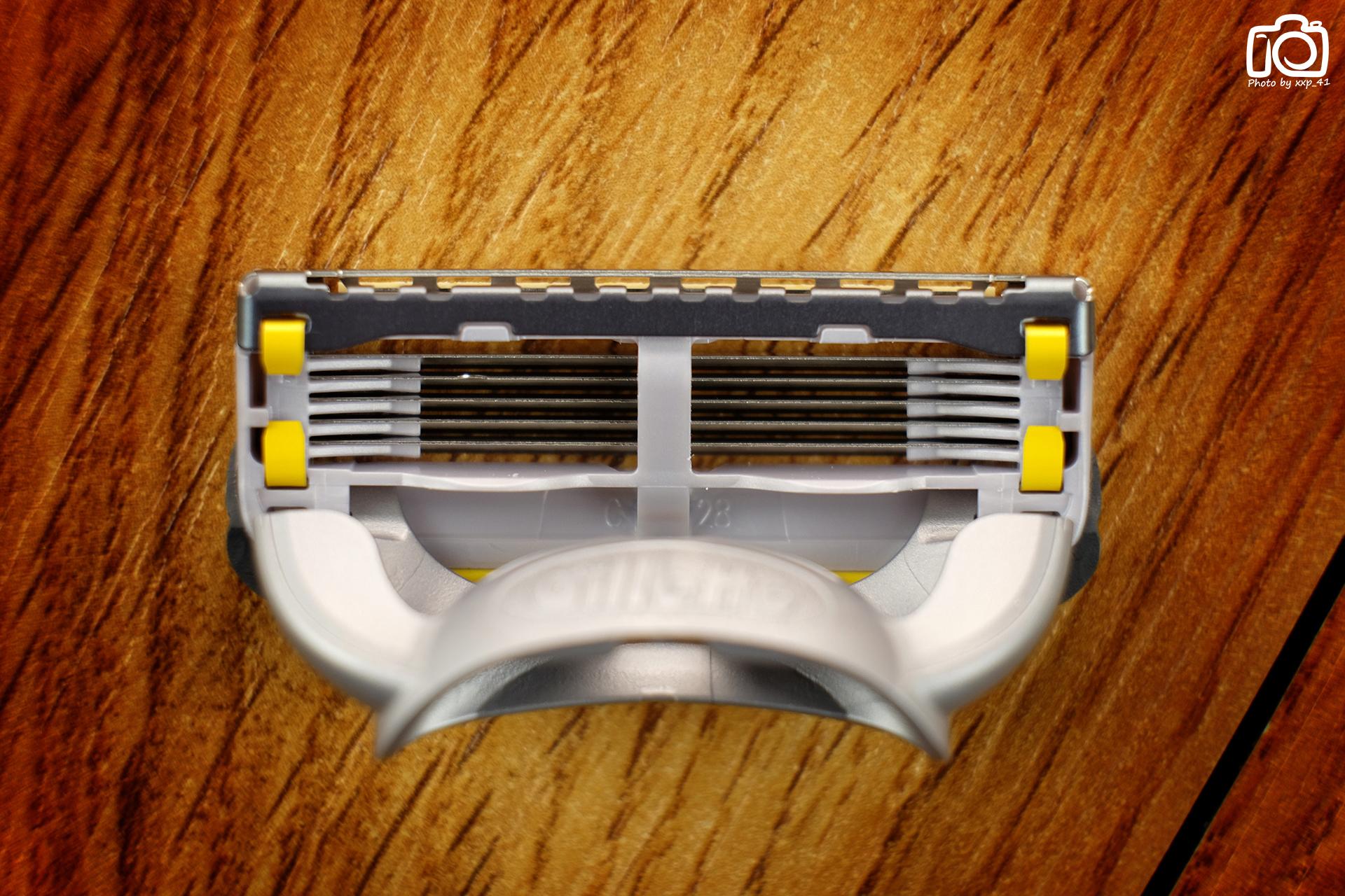 吉列锋隐剃须刀效果,男人需要一台自动剃须刀