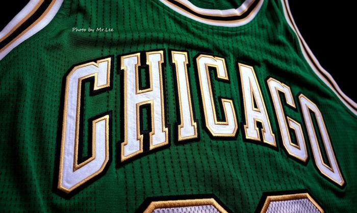 迈克尔乔丹公牛时期绿色球衣,乔丹退役公牛球衣视频