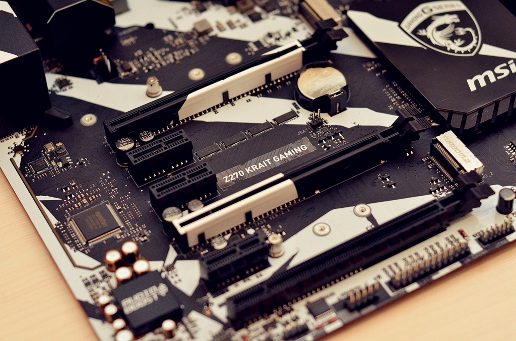 整套主机不到8000，轻松战到2018，只等内存跳水