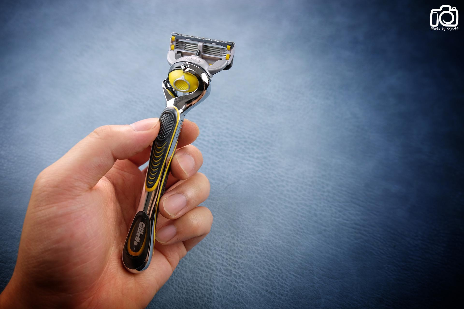 吉列锋隐剃须刀效果,男人需要一台自动剃须刀