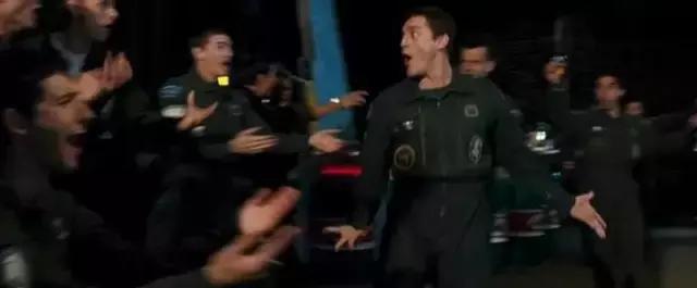 最顶级空战武器大片,央视力推首部空战电影空天猎