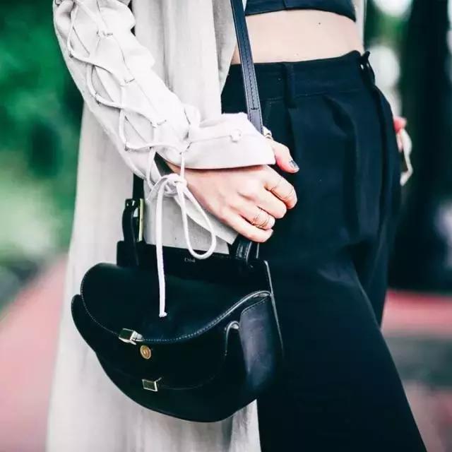 高圆圆背的小众包包,高圆圆同款刺绣包大号还是中号