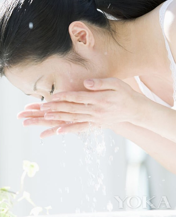 宋慧乔和宋仲基甜蜜时刻,宋慧乔宋仲基吻戏合集